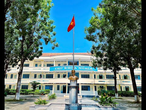 Hinh-ve-Truong-THPT-chuyen-Thu-Khoa-Nghia