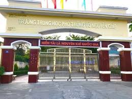 hinh-ve-truong-trung-hoc-pho-thong-chuyen-vo-nguyen-giap