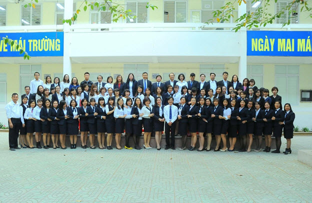 Trường Trung Học Phổ Thông Chuyên Ngoại Ngữ