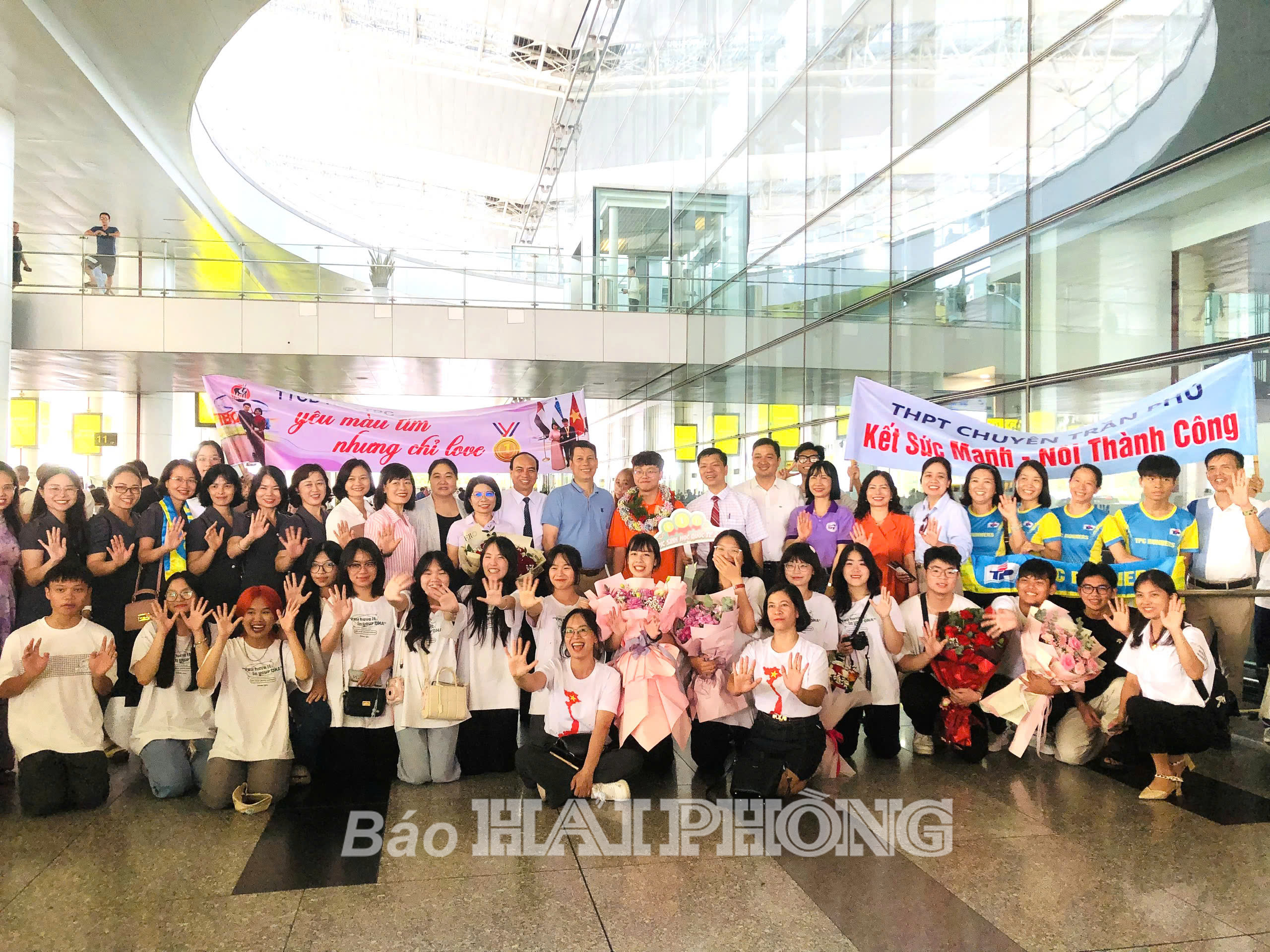 Trường THPT Chuyên Trần Phú